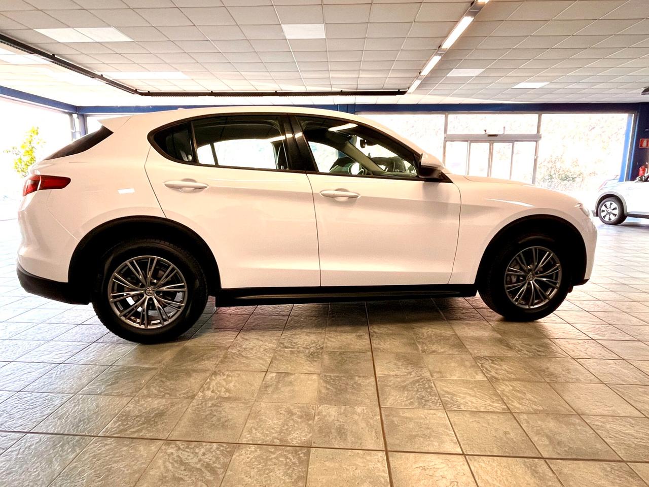 Alfa Romeo Stelvio 2.2 Turbodiesel 210 CV AT8 Q4 Super