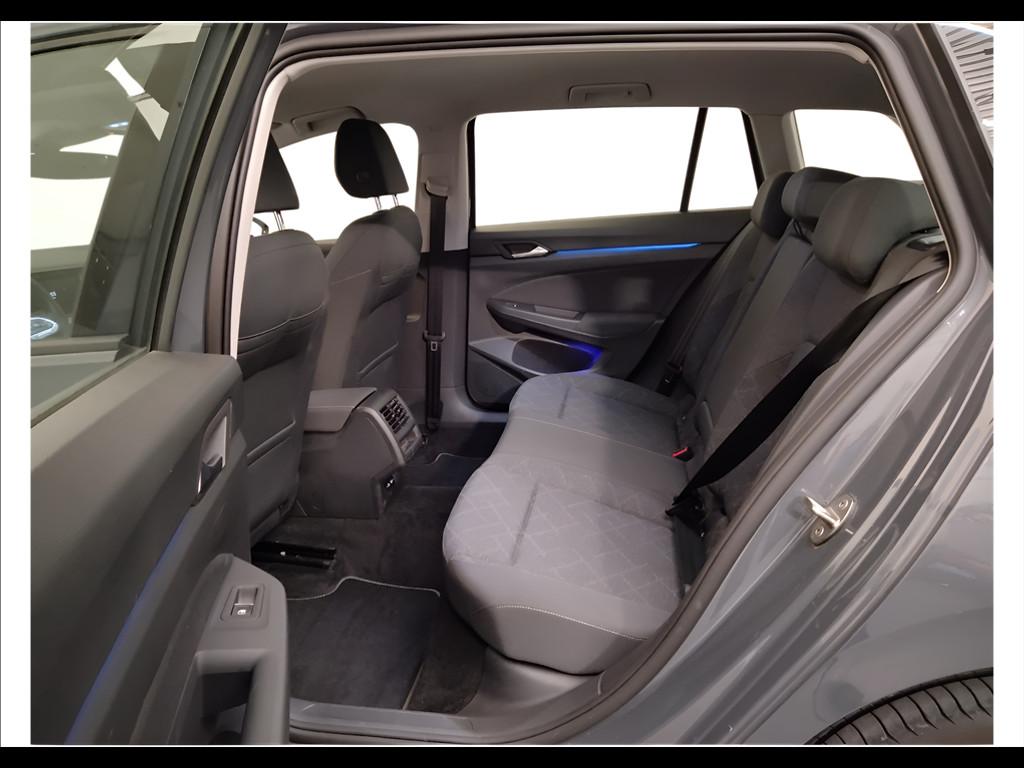 VOLKSWAGEN Golf VIII 2020 Variant - Golf Variant 1.0 etsi evo Life 110c