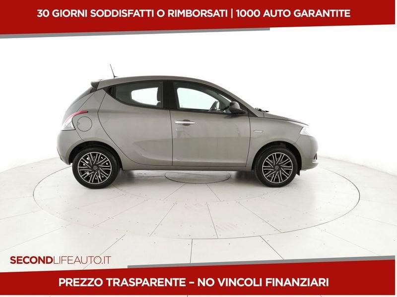 Lancia Ypsilon 1.0 firefly hybrid Gold s&s 70cv 5p.ti