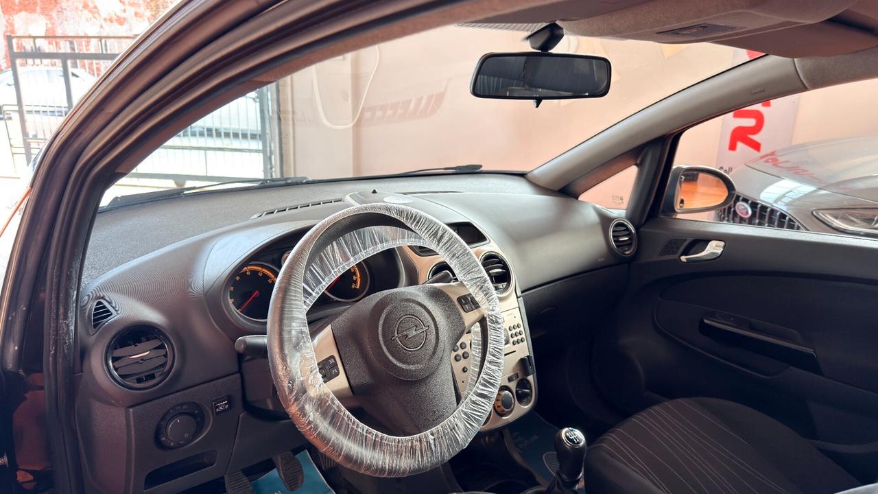 Opel Corsa 1.2 5 porte Easytronic Club