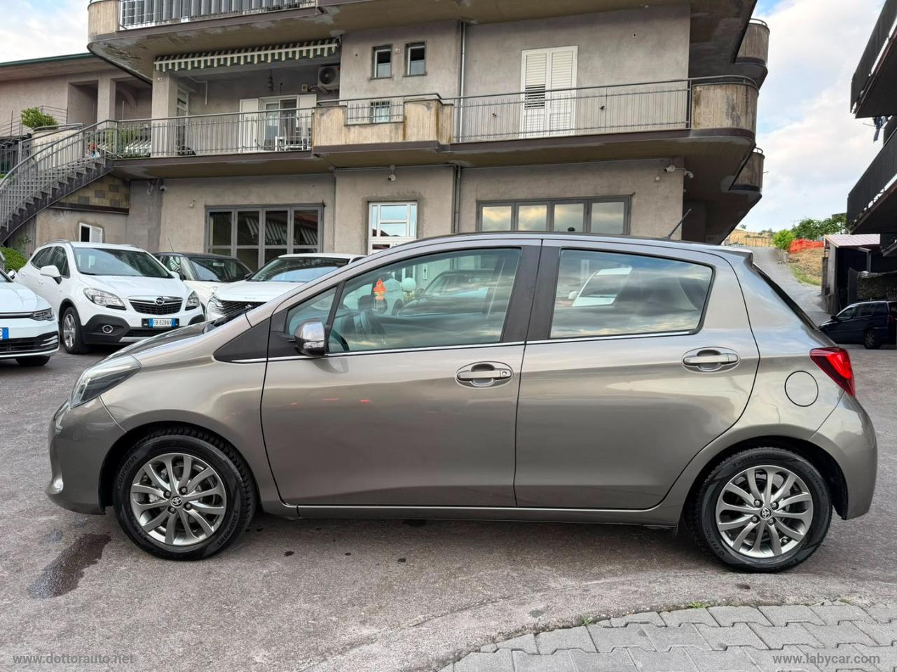 TOYOTA Yaris 1.0 5p. Lounge