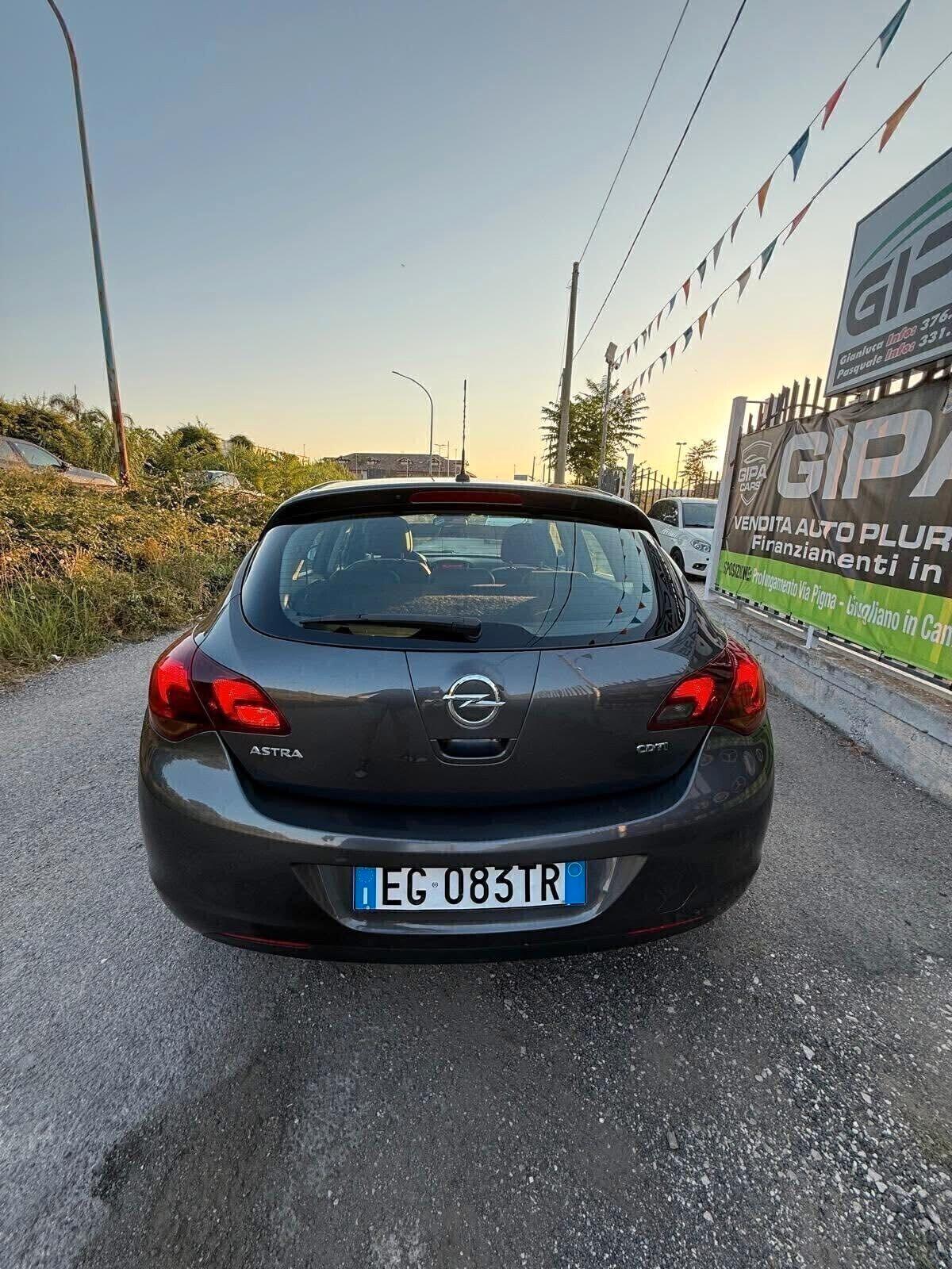 Opel Astra 1.7 CDTI 110CV 5 porte Cosmo