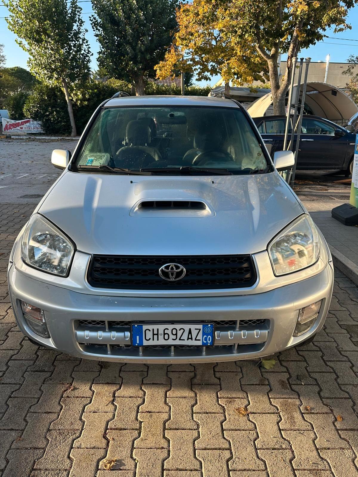 Toyota RAV 4 RAV4 2.0 Tdi D-4D cat 5 porte Sol