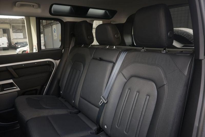 Land Rover Defender Land Rover Defender 2.0 SD4 240 110 First Edition AWD auto 177KW ANNO 2020