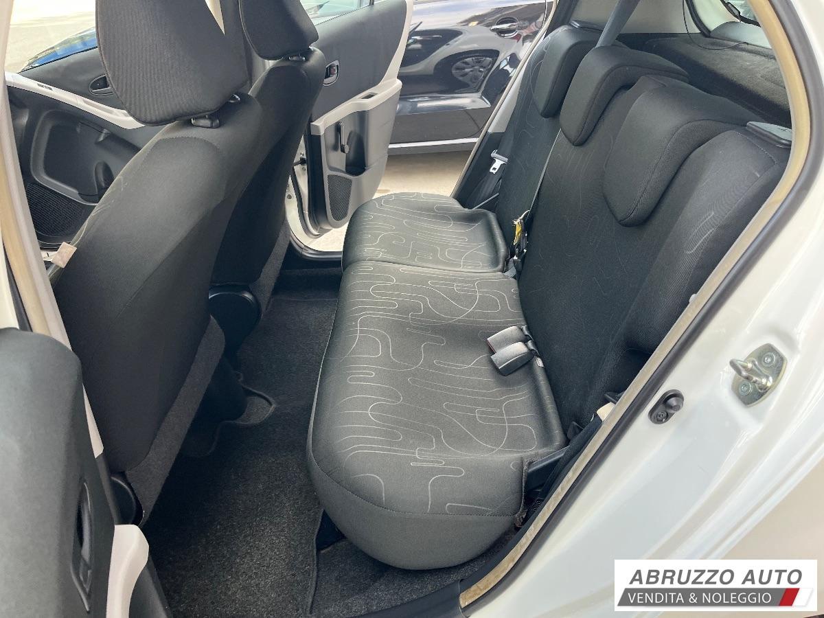 TOYOTA Yaris 1.0 5 porte Active