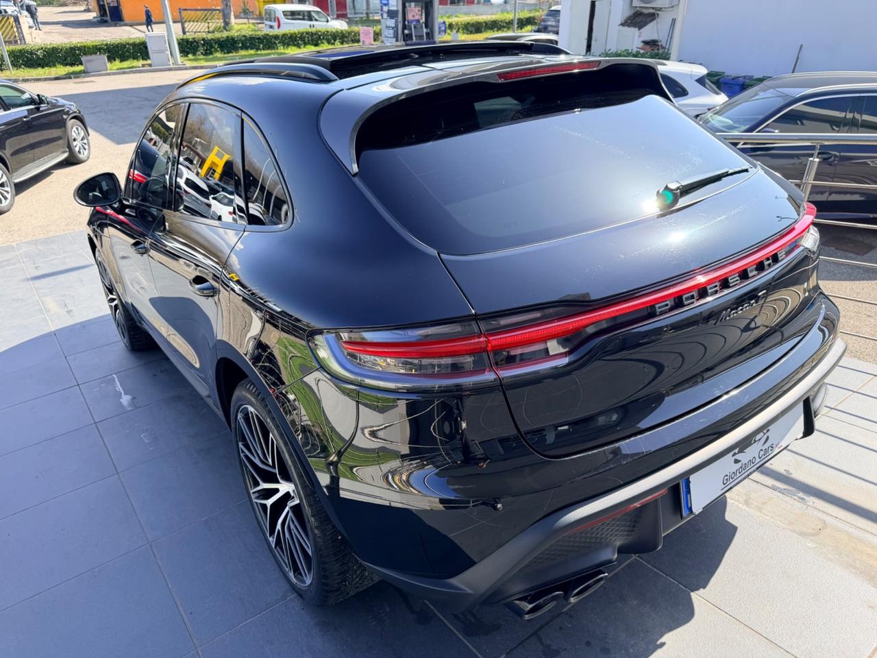 Porsche Macan 2.0 T 265cv open edition con approved