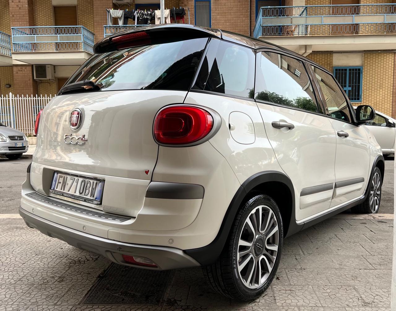 FIAT 500 L CROSS 1.4 BENZINA LOUNGE PELLE SENSORI CERCHI 17