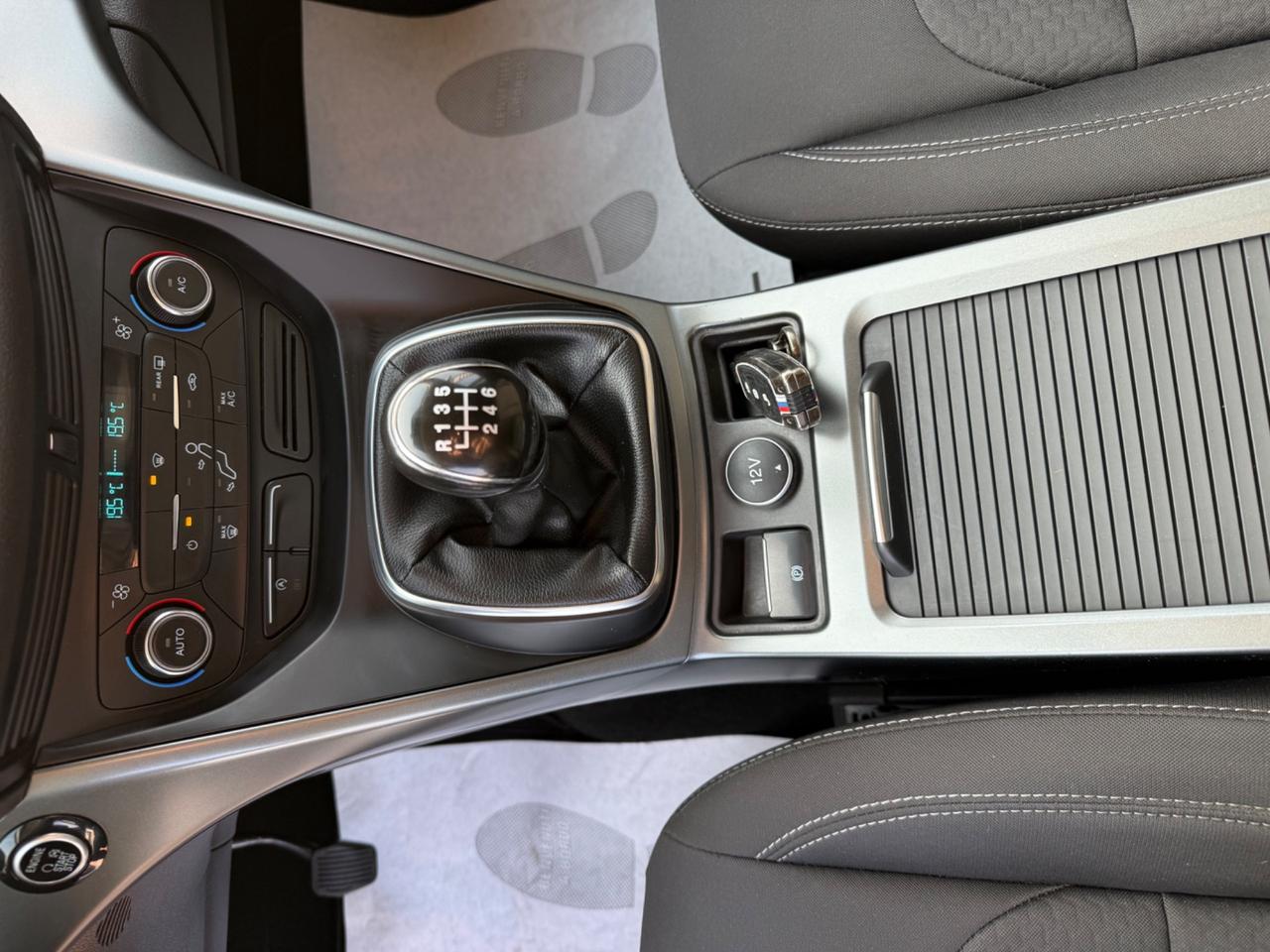 Ford Kuga 1.5 TDCI 120 CV S&S 2WD Titanium