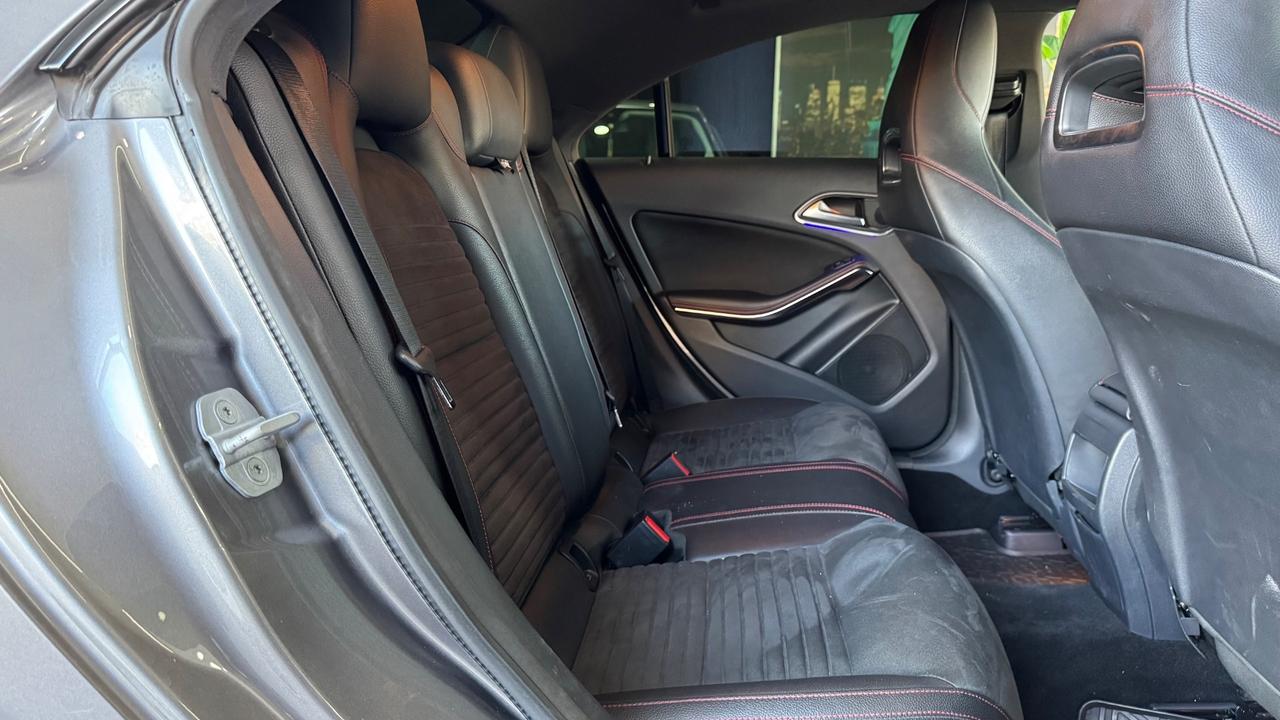 Mercedes-benz CLA 220 d Premium Amg-2017
