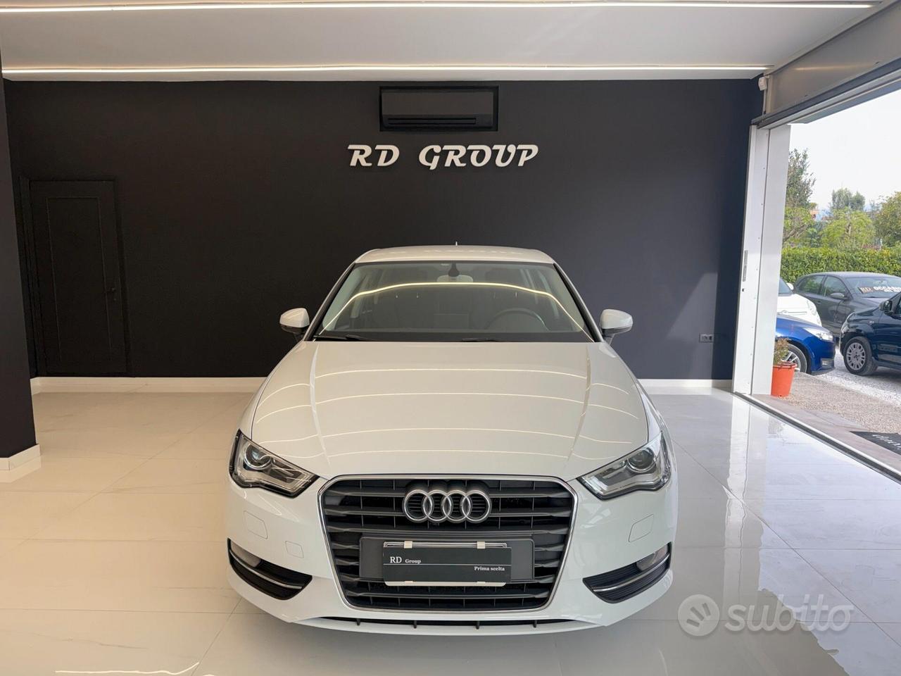 Audi A3 SPB 1.6 tdi Ambiente 105 cv okneopatentati
