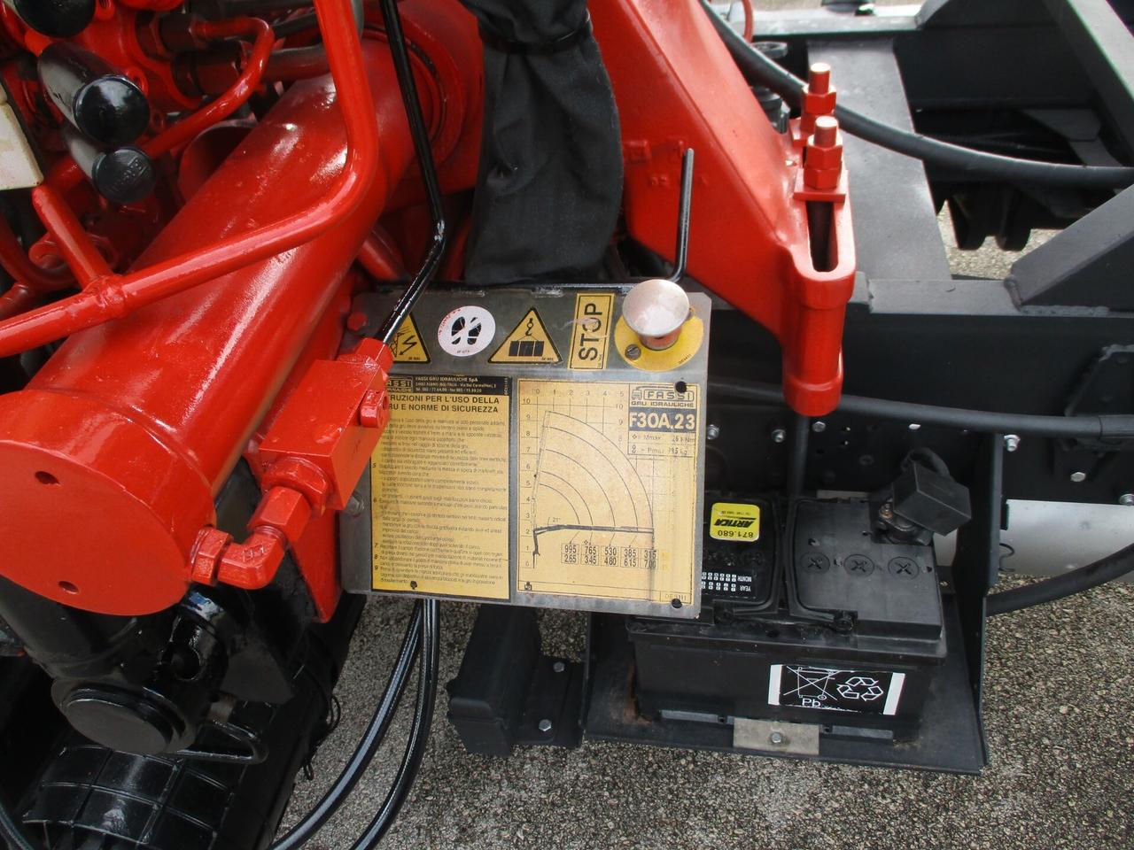 Nissan Cabstar 3000 120CV GRU FASSI F30 3S +RIBALT ATTACCHI PUNTA