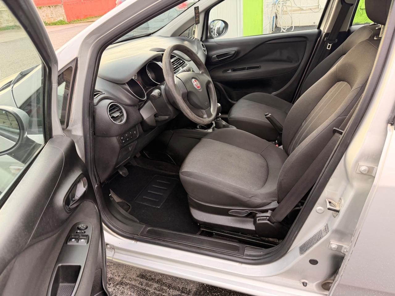 Fiat Punto STREET 1.2 8V km 140.000 Anno 2015