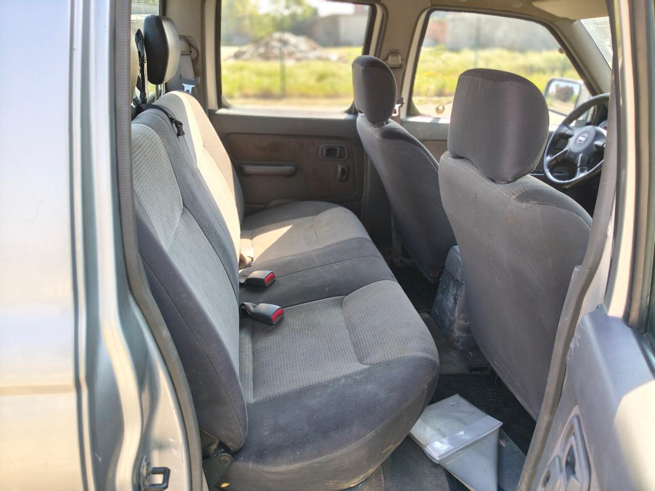 Nissan Navara Double Cab 2.5 td 133cv