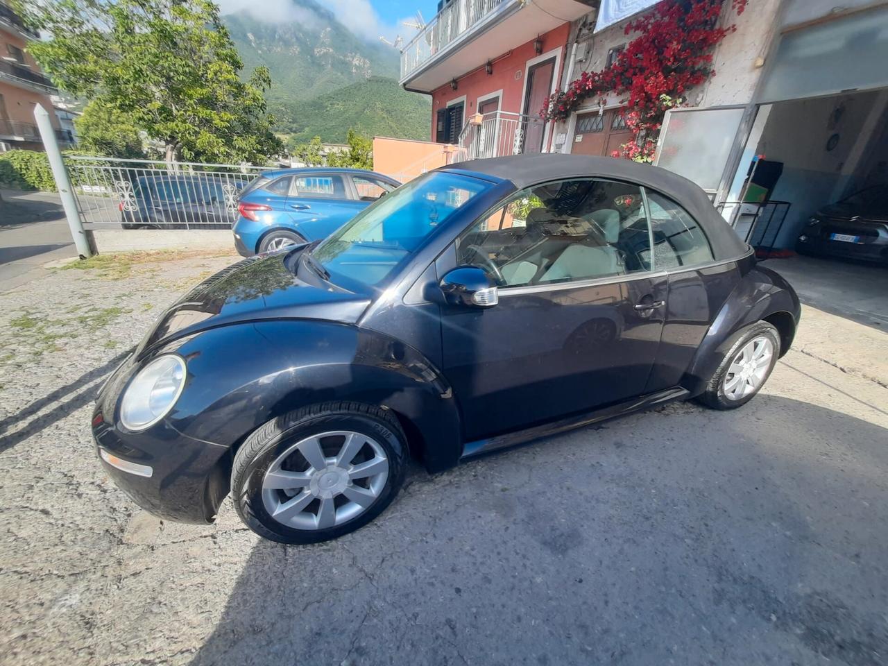 Volkswagen New Beetle 1.9 TDI 105CV Cabrio Lim. Red Edt.