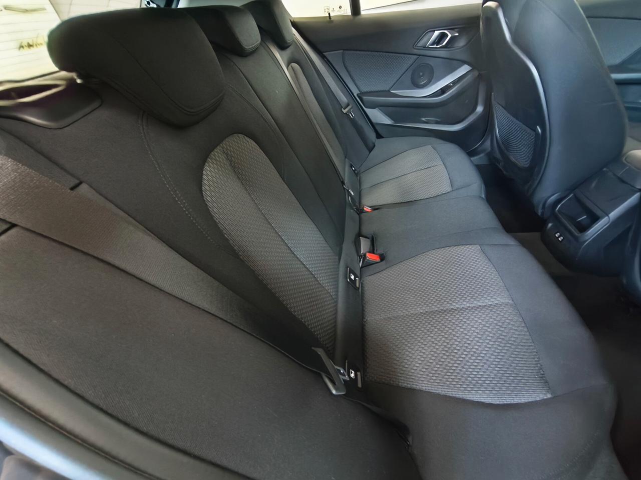 Bmw 116 116d 5p. Business Advantage Aut.