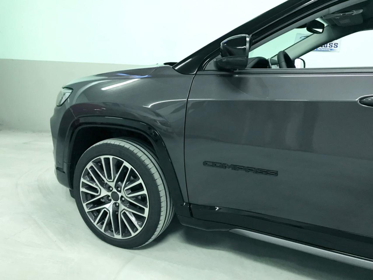 Jeep Compass 1.5 Turbo T4 130 CV MHEV 2WD Summit