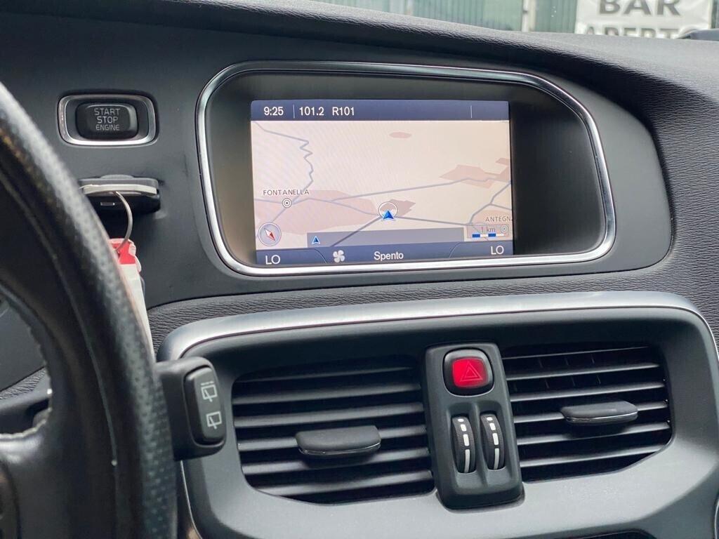 Volvo V40 D2 1.6 Momentum