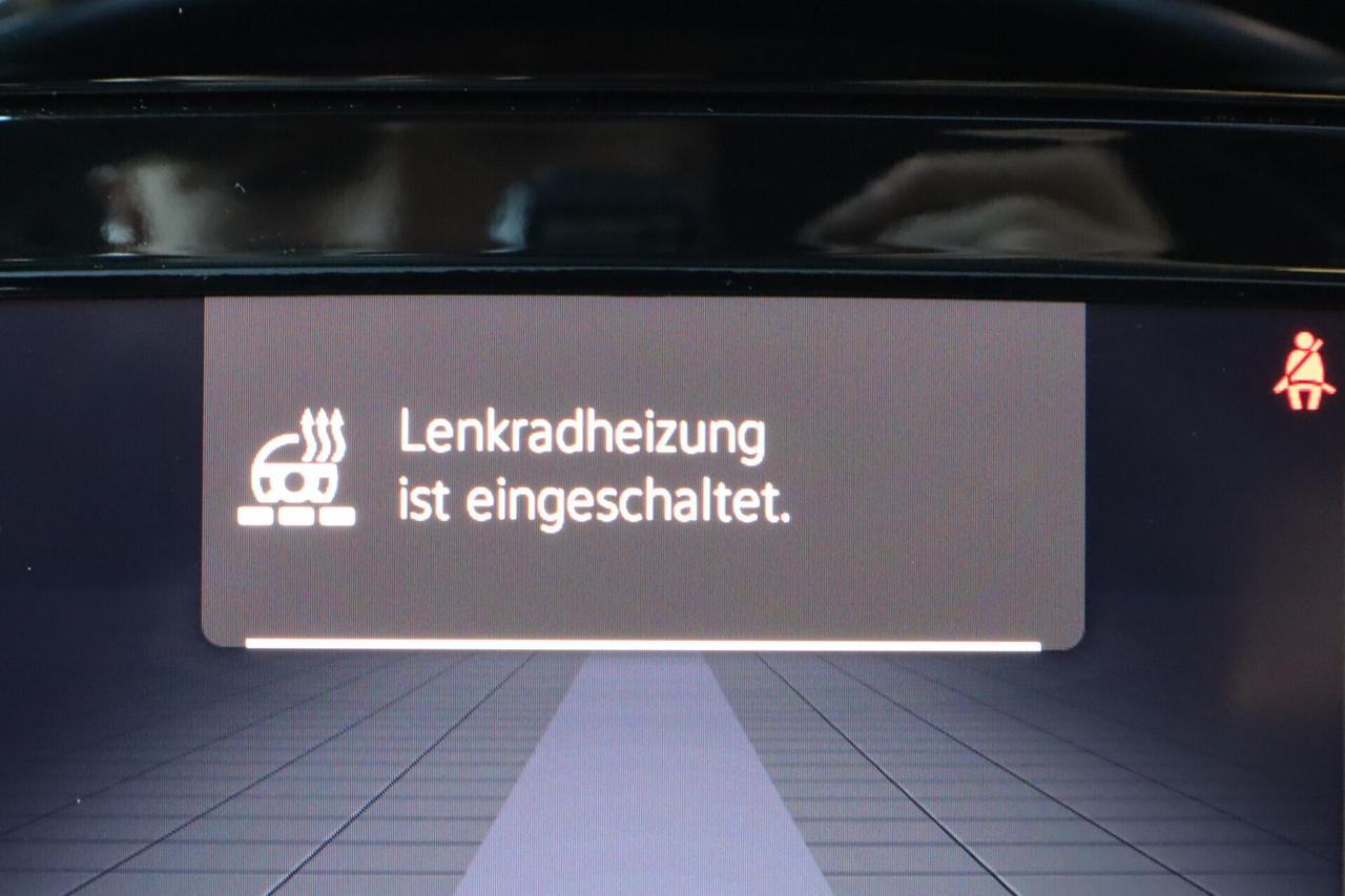 Volkswagen Golf 2.0 TDI 150 CV DSG MOVE TETTO PANORAMA GANCIO TRAINO