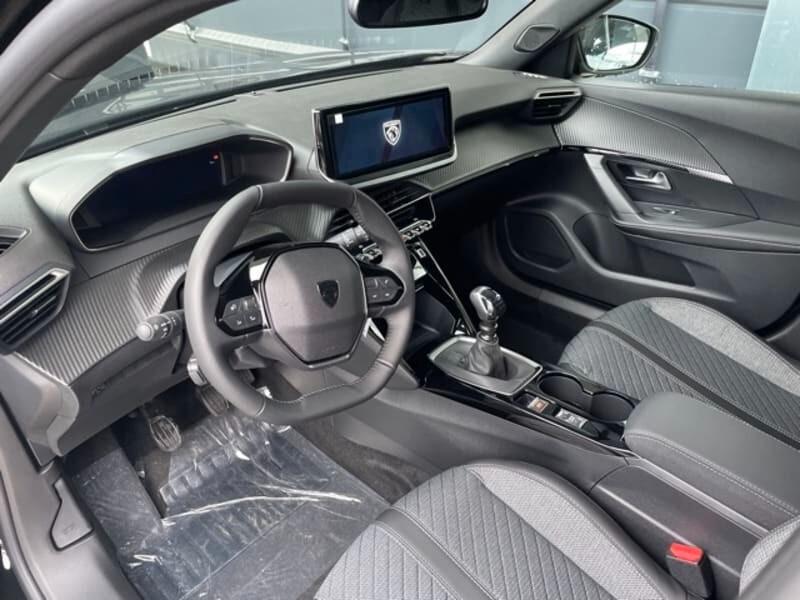 Peugeot 2008 PureTech 100 S&S Allure KM0