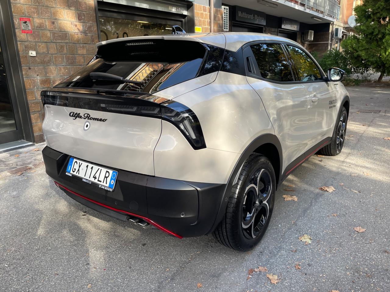 Alfa Romeo Junior 1.2 136 CV Hybrid Speciale + tech Pack