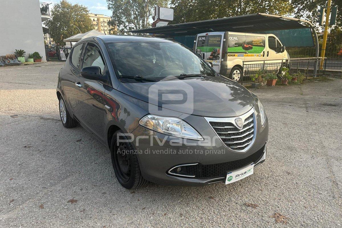 LANCIA Ypsilon 1.2 69 CV 5 porte S&S Platinum