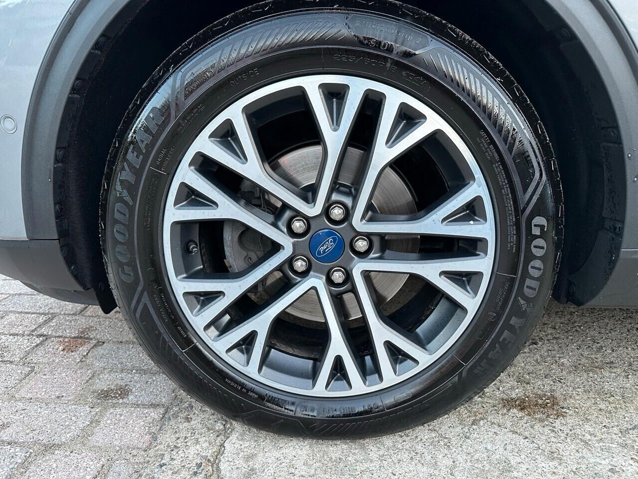 Ford Kuga 1.5 EcoBlue 120 CV aut. 2WD Titanium Business