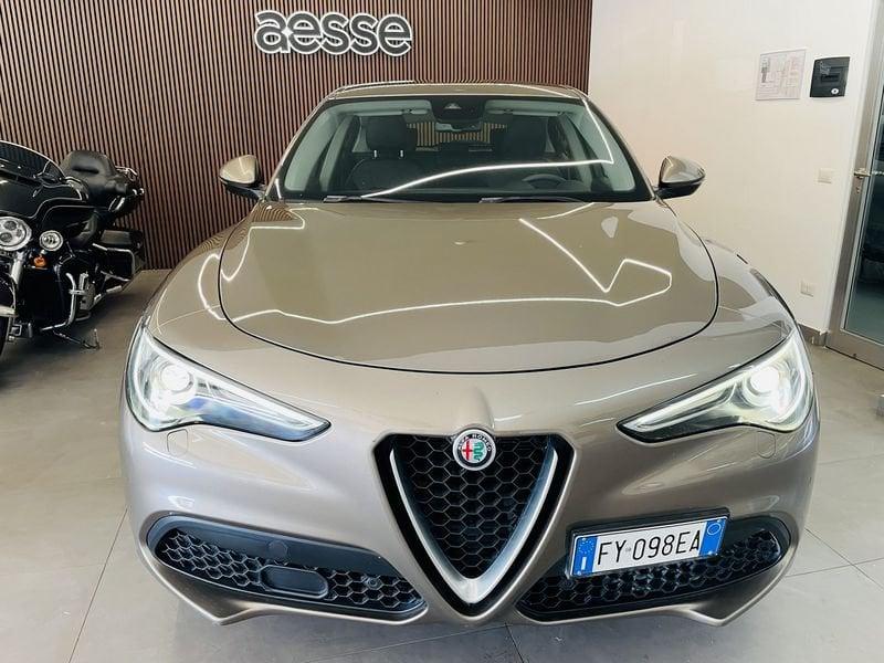 Alfa Romeo Stelvio 2.2 Turbo Diesel 190CV AT8 Q4 Executive