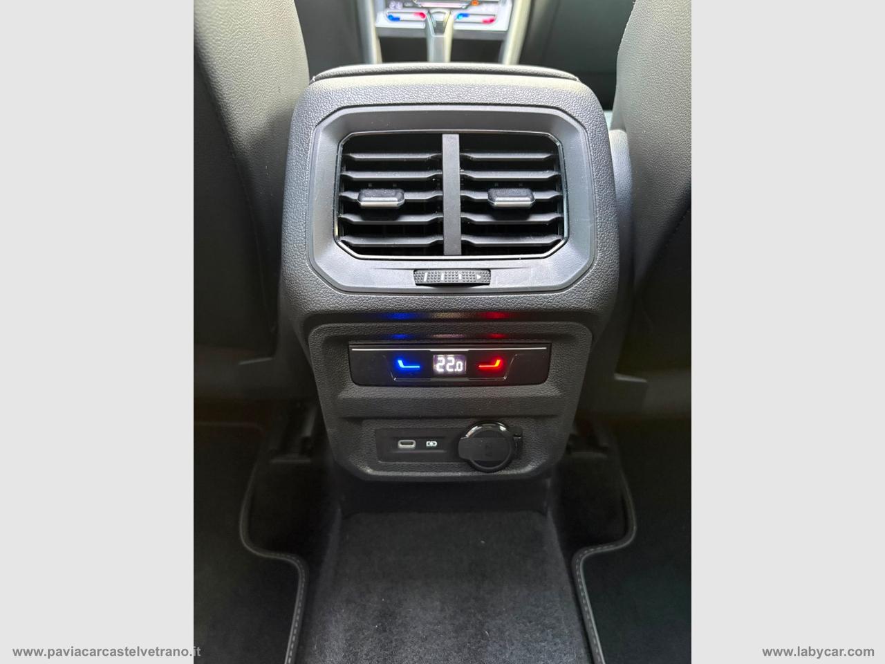 VOLKSWAGEN Tiguan 2.0 TDI 150CV SCR DSG R-Line