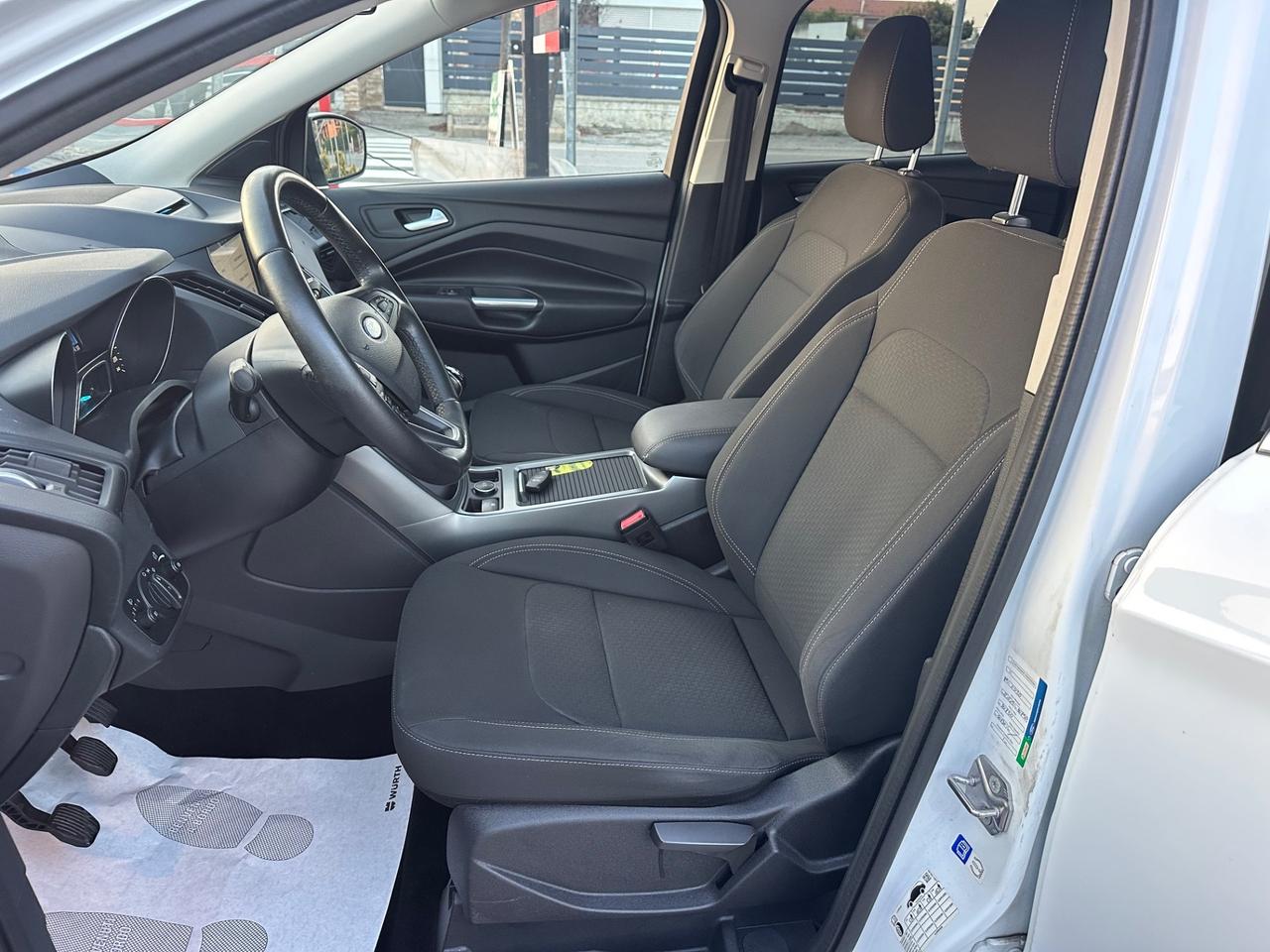 Ford Kuga 1.5 TDCI 120 CV OK NEOPATENTATI