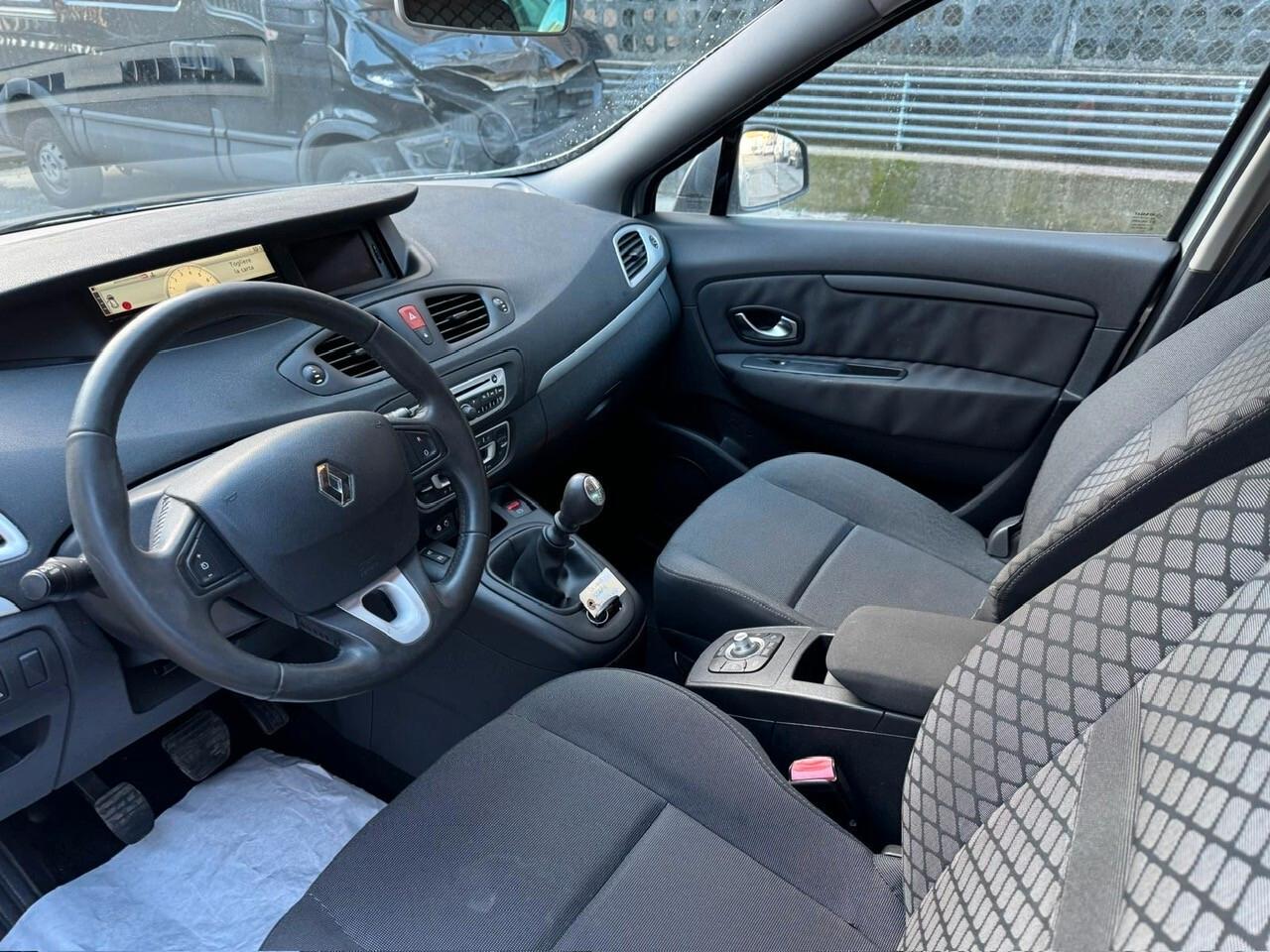 Renault Scenic 1.4 TCe Luxe