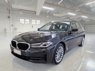 BMW 520 xDrive Business Auto MH48V Touring