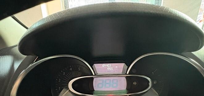 RENAUL CLIO serie 3 CAMBIO AUT. Diesel 1.5 dCi 90CV SPORT Km 184.403 garanzia 12 mesi