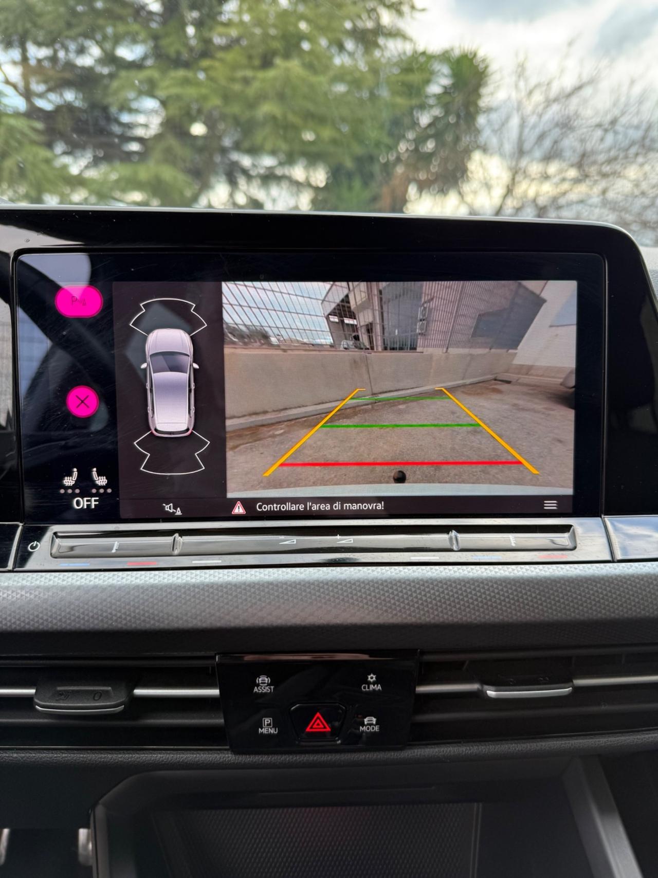 Volkswagen Golf 8 2.0 TDI DSG SCR CON GANCIO TRAINO