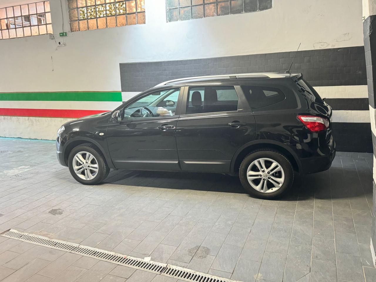 Nissan Qashqai Qashqai+2 2.0 dCi DPF Tekna