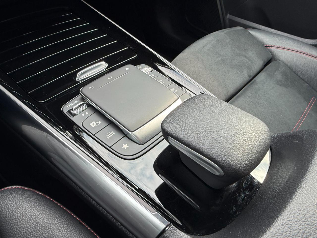 Mercedes-benz GLA 200 Automatic Premium