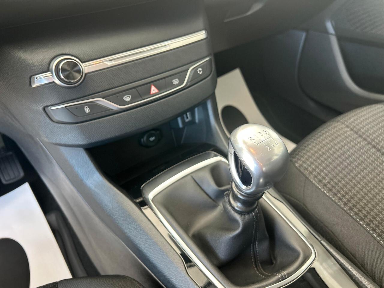 Peugeot 308 BlueHDi 120 S&S SW Business