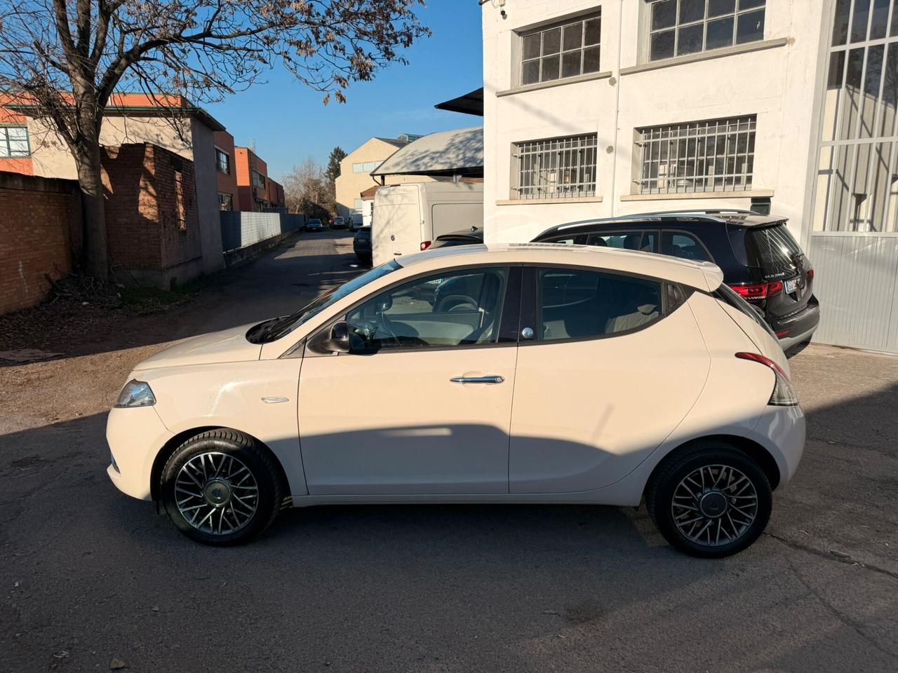 Lancia Ypsilon 1.2 69 CV 5 porte GPL Ecochic Gold