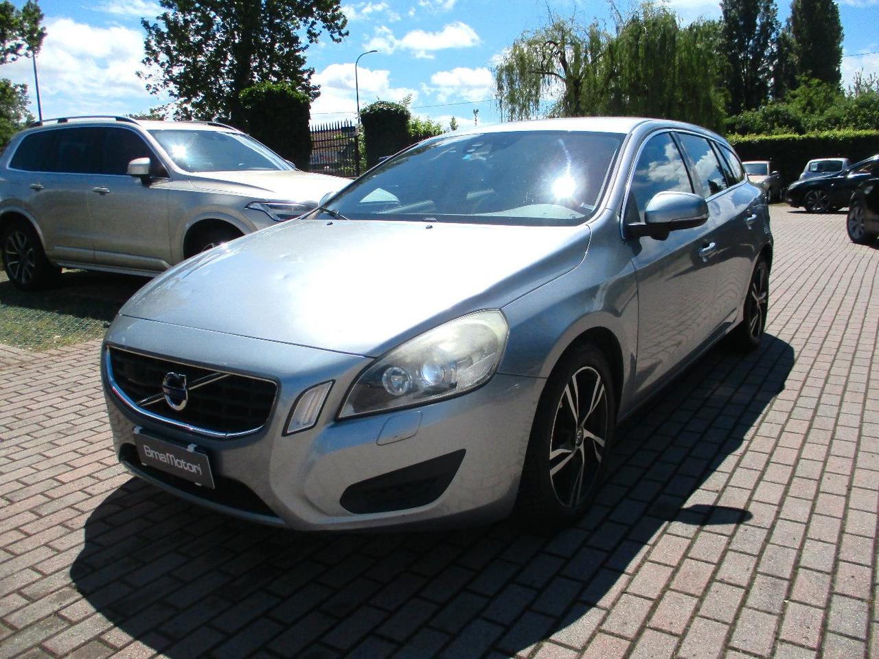 Volvo V60 2.0 d3 Summum geartronic