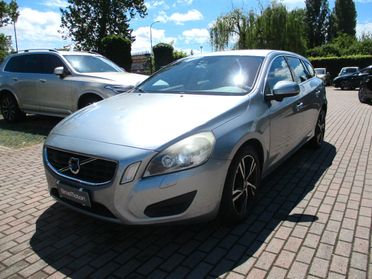 Volvo V60 2.0 d3 Summum geartronic
