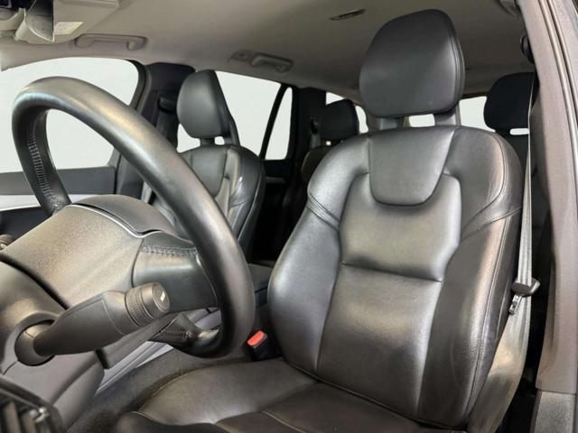 VOLVO XC90 B5 (d) AWD Geartronic 7 posti Momentum Pro