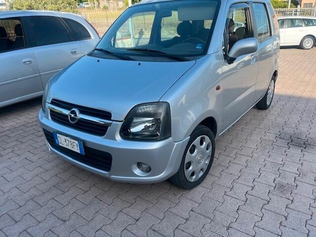 Opel Agila 1.3 CDTI Cosmo