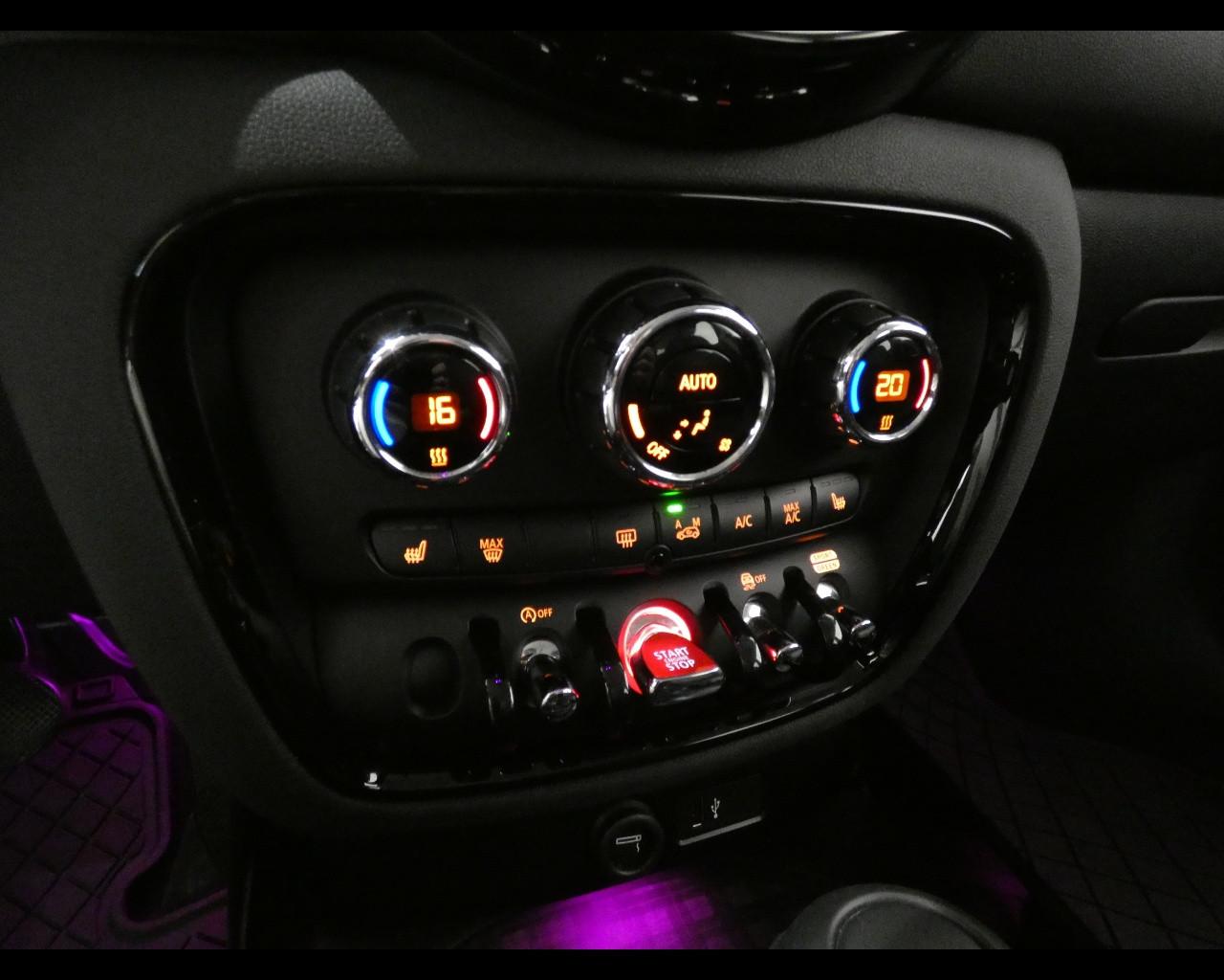 MINI Mini Clubman (F54) - Mini 1.5 Cooper Business Clubman