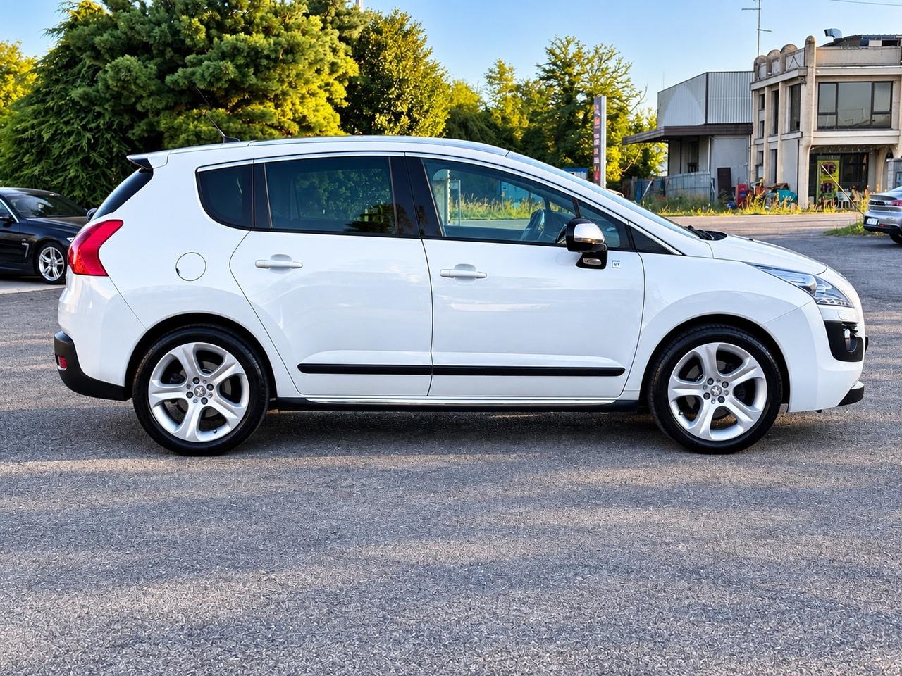 Peugeot 3008 HYbrid4 catena di distribuzione eseguita