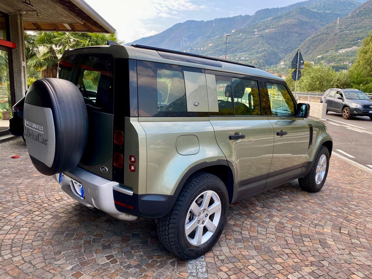Land Rover Defender 110 2.0 SD4 AWD Auto 7 POSTI