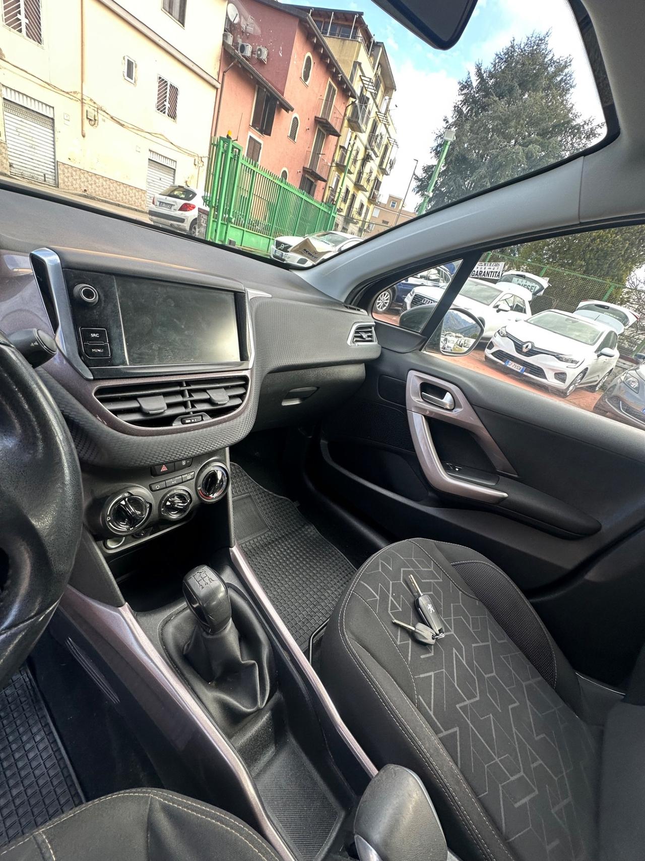 Peugeot 2008 1.6 e-HDi 92 CV Stop&Start Urban Cross