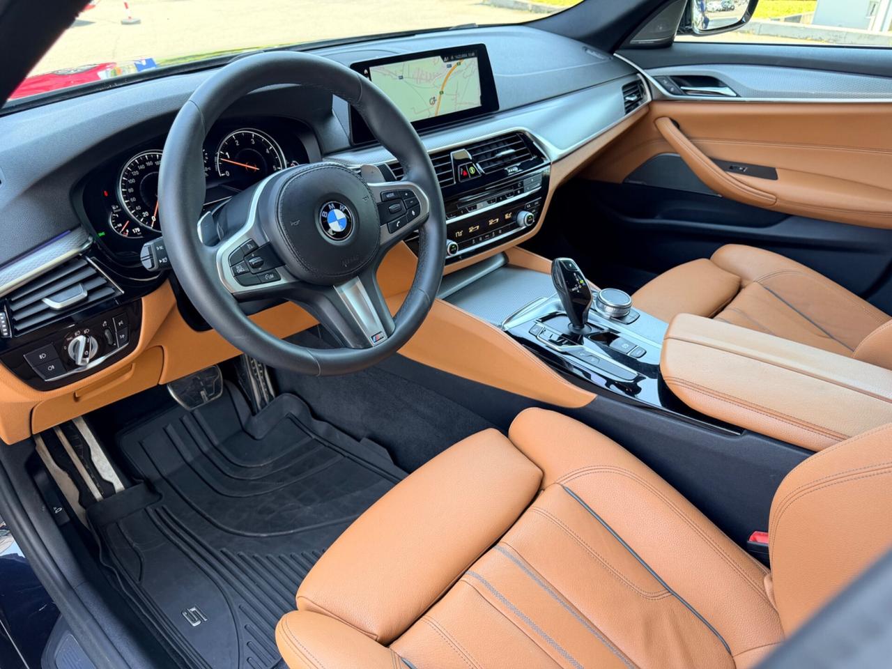 Bmw 530d xDrive Msport 249cv uni pro da vetrina