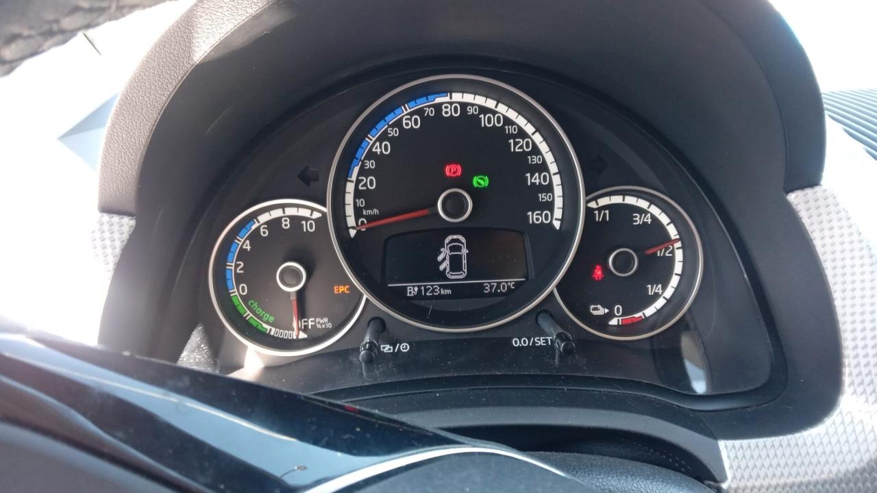 Volkswagen up! e-up! 82 CV