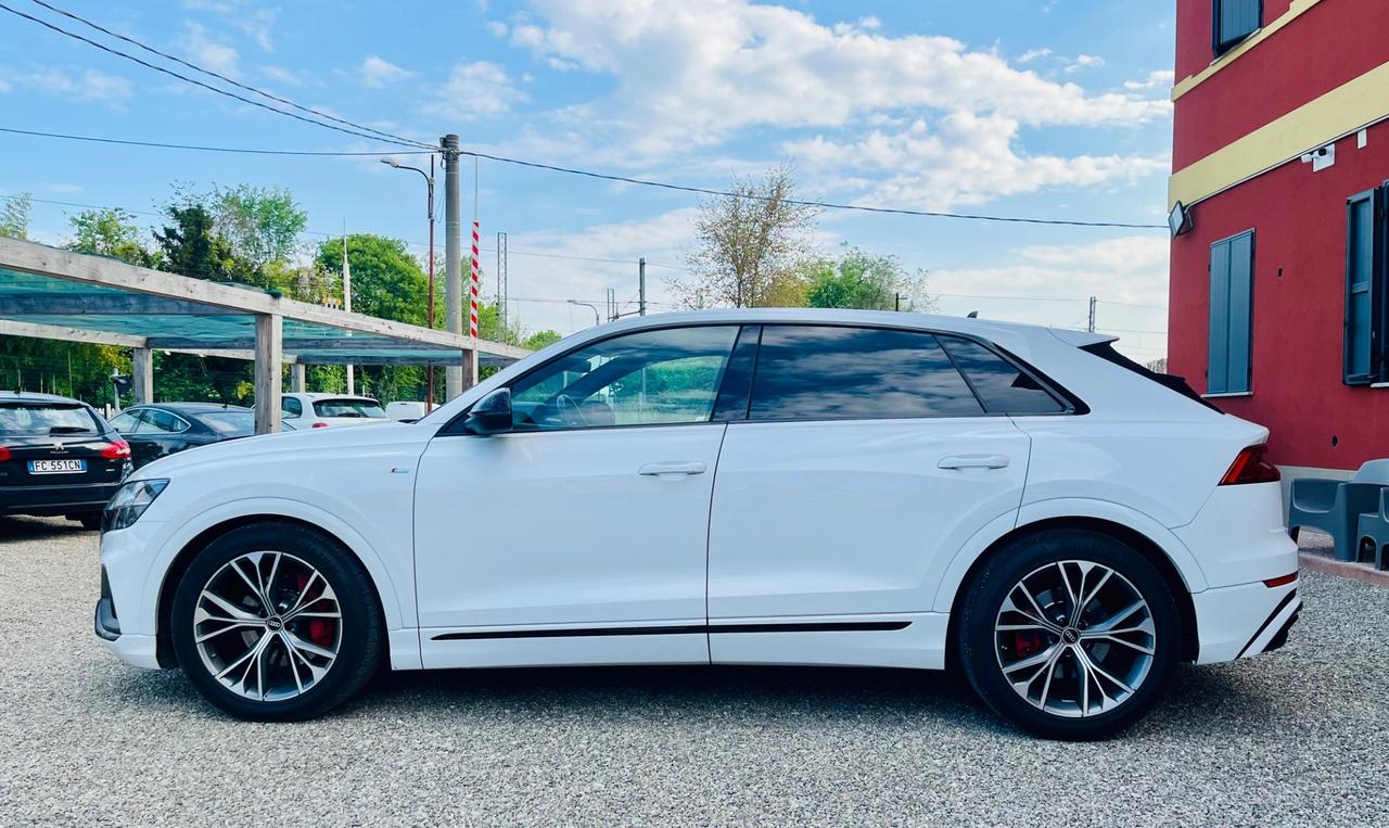 Audi Q8 50 TDI 286 CV quattro tiptronic Sport