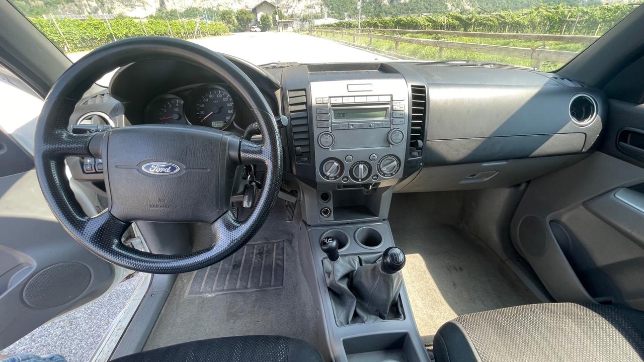 FORD RANGER DOPPIA CABINA AUTOCARRO 4X4 - 2011