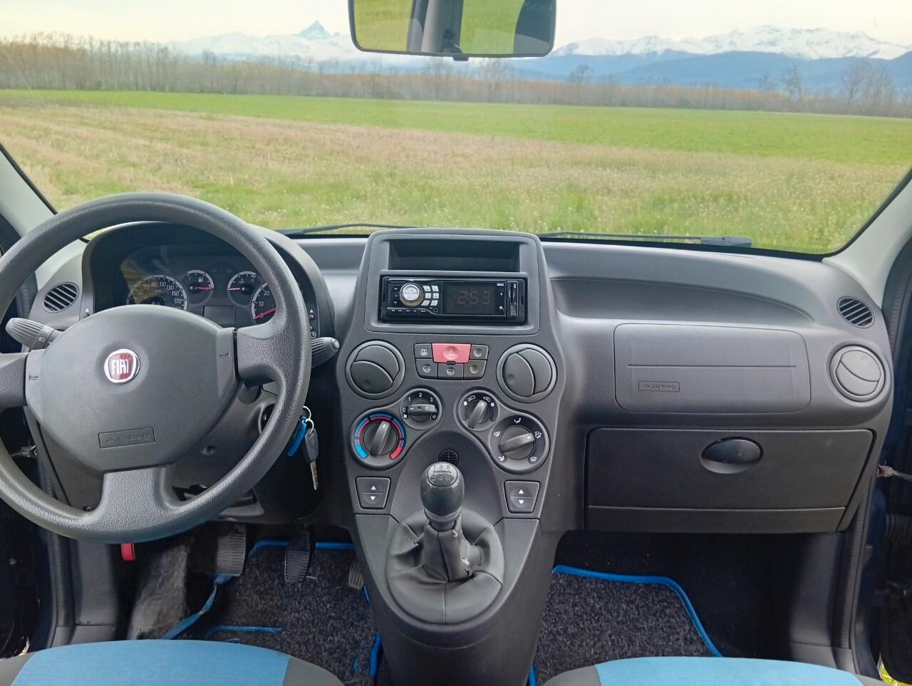 Fiat Panda 1.2 Emotion 60Cv 2010 118.500km .